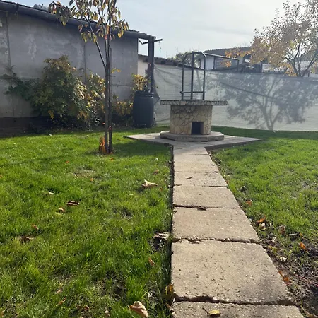 公寓 Kitti Kuckoja