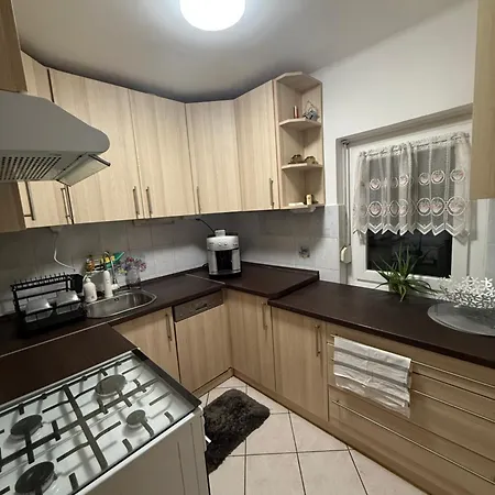 Kitti Kuckoja 公寓 德布勒森